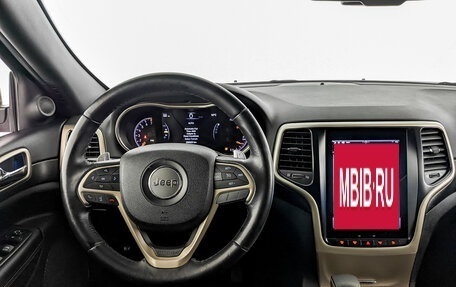 Jeep Grand Cherokee, 2016 год, 2 700 000 рублей, 22 фотография