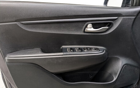 KIA Rio IV, 2021 год, 1 000 000 рублей, 17 фотография