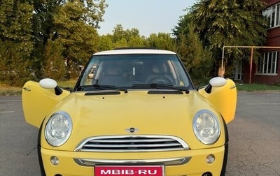 MINI Hatch, 2004 год, 590 000 рублей, 1 фотография