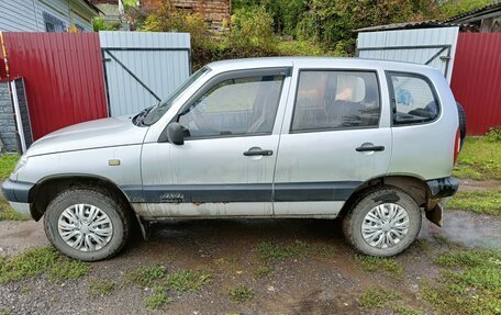 Chevrolet Niva I рестайлинг, 2005 год, 270 000 рублей, 2 фотография