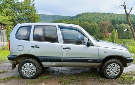 Chevrolet Niva I рестайлинг, 2005 год, 270 000 рублей, 3 фотография