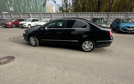 Volkswagen Passat B6, 2010 год, 695 000 рублей, 2 фотография