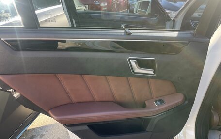Mercedes-Benz E-Класс, 2013 год, 3 299 000 рублей, 11 фотография