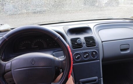 Renault Laguna II, 2000 год, 170 000 рублей, 2 фотография