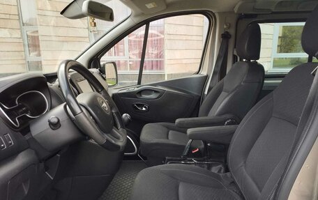 Opel Vivaro B, 2018 год, 2 320 000 рублей, 9 фотография