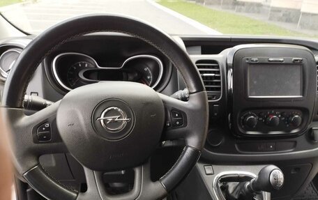 Opel Vivaro B, 2018 год, 2 320 000 рублей, 16 фотография