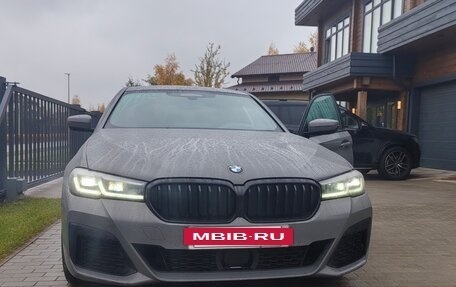 BMW 5 серия, 2020 год, 5 700 000 рублей, 2 фотография