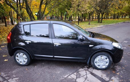Renault Sandero I, 2010 год, 495 000 рублей, 2 фотография