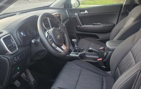 KIA Sportage IV рестайлинг, 2019 год, 2 050 000 рублей, 10 фотография