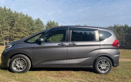 Honda Freed II, 2019 год, 1 925 000 рублей, 5 фотография