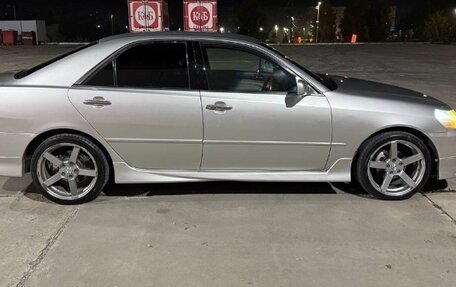 Toyota Mark II IX (X110), 2001 год, 950 000 рублей, 3 фотография