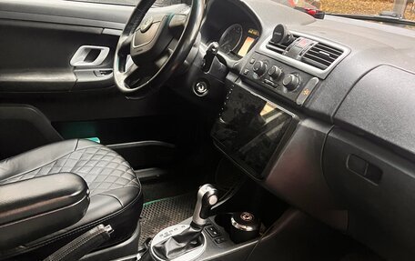 Skoda Fabia II, 2010 год, 600 000 рублей, 7 фотография