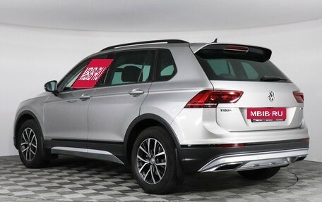 Volkswagen Tiguan II, 2019 год, 2 597 000 рублей, 7 фотография