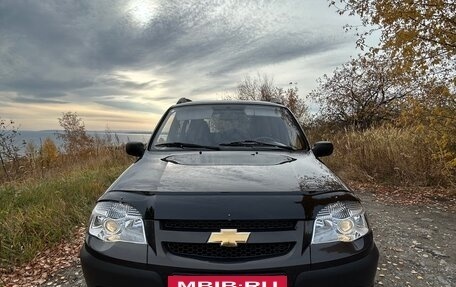 Chevrolet Niva I рестайлинг, 2011 год, 620 000 рублей, 2 фотография