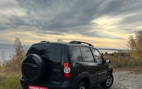 Chevrolet Niva I рестайлинг, 2011 год, 620 000 рублей, 15 фотография