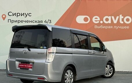 Honda Stepwgn IV, 2010 год, 1 700 000 рублей, 4 фотография