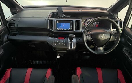 Honda Stepwgn IV, 2010 год, 1 700 000 рублей, 7 фотография