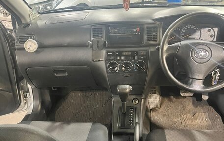 Toyota Corolla, 2004 год, 630 000 рублей, 7 фотография