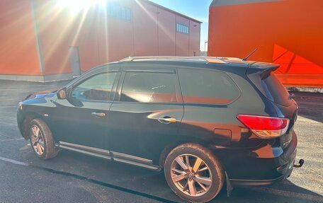 Nissan Pathfinder, 2014 год, 1 330 000 рублей, 3 фотография