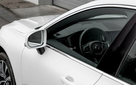 Volvo XC60 II, 2024 год, 6 600 000 рублей, 9 фотография