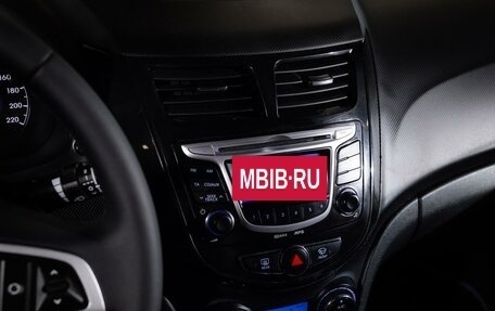 Hyundai Solaris II рестайлинг, 2011 год, 595 000 рублей, 15 фотография