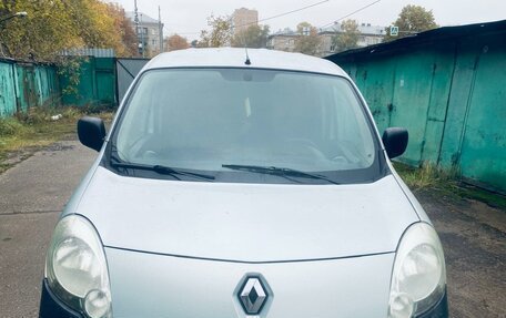 Renault Kangoo II рестайлинг, 2011 год, 550 000 рублей, 10 фотография