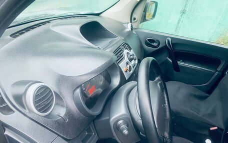 Renault Kangoo II рестайлинг, 2011 год, 550 000 рублей, 15 фотография