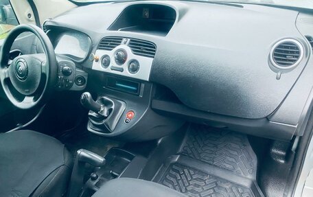Renault Kangoo II рестайлинг, 2011 год, 550 000 рублей, 20 фотография