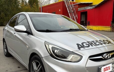 Hyundai Solaris II рестайлинг, 2011 год, 600 000 рублей, 6 фотография