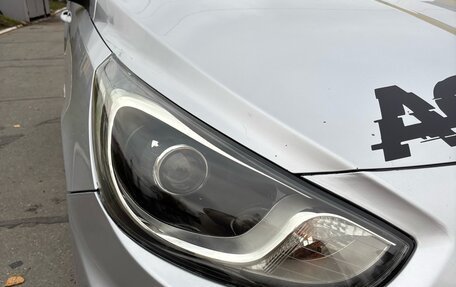 Hyundai Solaris II рестайлинг, 2011 год, 600 000 рублей, 5 фотография