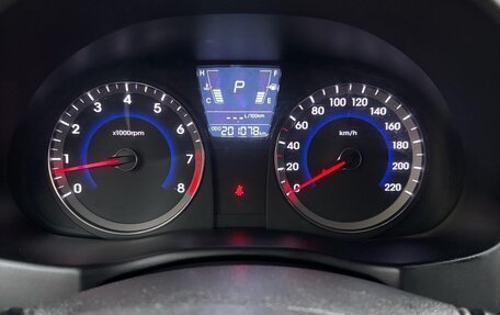 Hyundai Solaris II рестайлинг, 2011 год, 600 000 рублей, 7 фотография