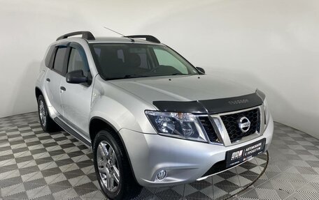 Nissan Terrano III, 2015 год, 1 180 000 рублей, 3 фотография