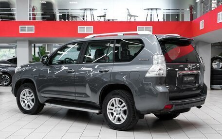 Toyota Land Cruiser Prado 150 рестайлинг 2, 2011 год, 2 299 000 рублей, 4 фотография