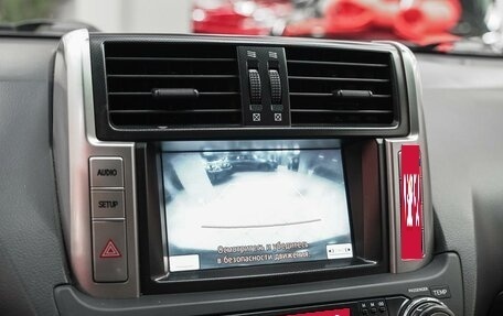 Toyota Land Cruiser Prado 150 рестайлинг 2, 2011 год, 2 299 000 рублей, 9 фотография