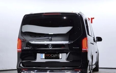 Mercedes-Benz V-Класс, 2023 год, 10 517 085 рублей, 2 фотография