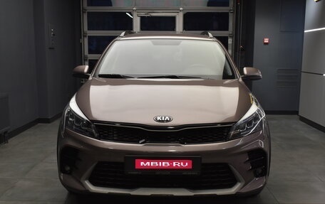 KIA Rio IV, 2021 год, 1 800 000 рублей, 1 фотография