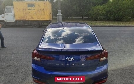 Hyundai Avante, 2018 год, 1 350 000 рублей, 5 фотография