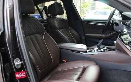 BMW 5 серия, 2022 год, 6 100 000 рублей, 11 фотография