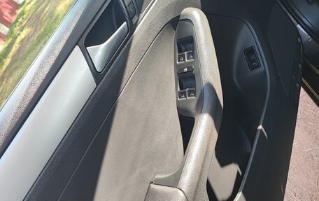 Volkswagen Jetta VI, 2012 год, 970 000 рублей, 9 фотография