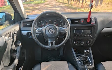 Volkswagen Jetta VI, 2012 год, 970 000 рублей, 11 фотография