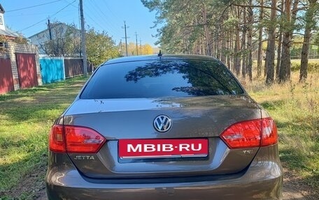 Volkswagen Jetta VI, 2012 год, 970 000 рублей, 5 фотография