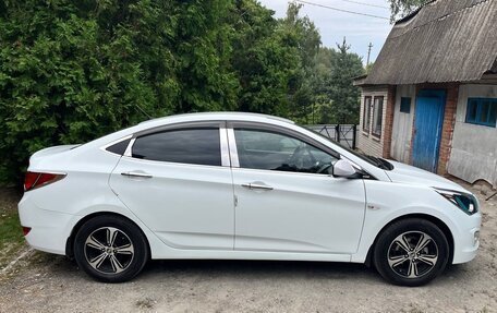 Hyundai Solaris II рестайлинг, 2016 год, 1 300 000 рублей, 10 фотография