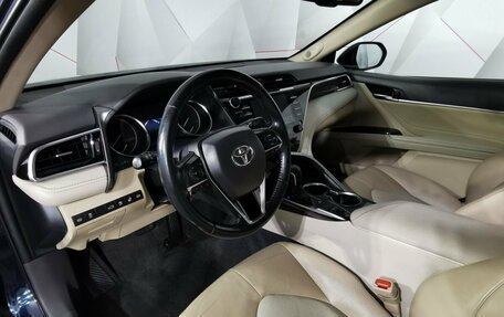 Toyota Camry, 2018 год, 2 045 450 рублей, 13 фотография