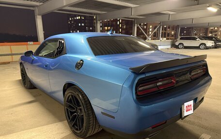 Dodge Challenger III рестайлинг 2, 2019 год, 4 500 000 рублей, 8 фотография