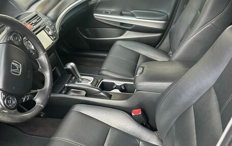 Honda Crosstour I рестайлинг, 2014 год, 1 750 000 рублей, 4 фотография