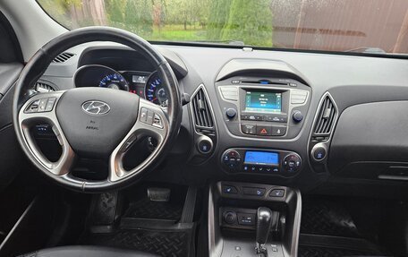 Hyundai ix35 I рестайлинг, 2015 год, 1 500 000 рублей, 20 фотография