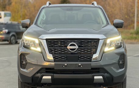 Nissan Navara (Frontier), 2024 год, 4 590 000 рублей, 2 фотография