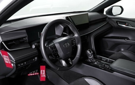 Toyota Camry, 2024 год, 4 190 000 рублей, 15 фотография