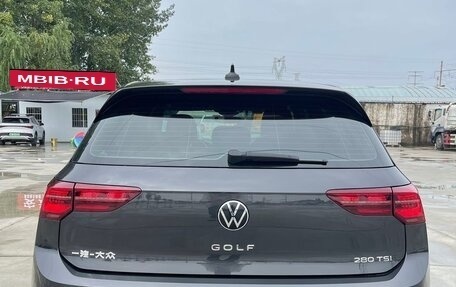 Volkswagen Golf VIII, 2022 год, 2 640 000 рублей, 5 фотография