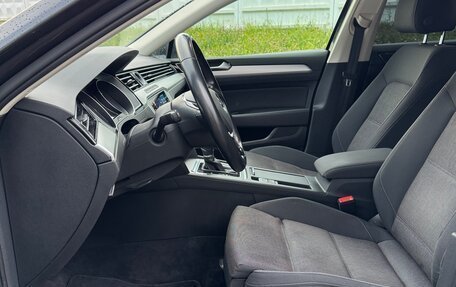 Volkswagen Passat B8 рестайлинг, 2018 год, 1 600 000 рублей, 6 фотография